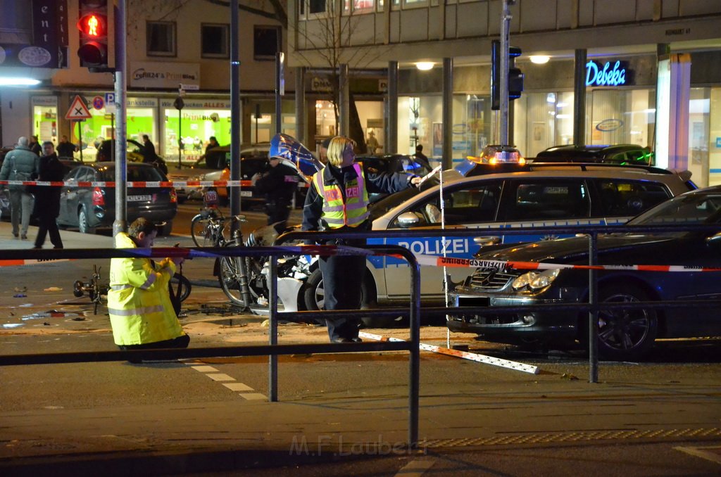 VU Pol Pkw Koeln Mitte Hahnenstr Im Laach P076.JPG